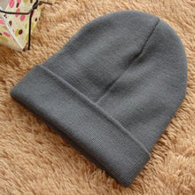 Load image into Gallery viewer, Winter Hats for Women Beanies Knitted Caps Girls Autumn Skullies Beanies Women&#39;s Warm Winter Hats Unisex Fashion Solid Cap