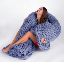 Load image into Gallery viewer, 80*100cm Hand Chunky Knitted Blanket Thick Wool look Bulky Knitting Throw 6 Colors