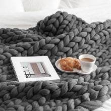 Load image into Gallery viewer, 80*100cm Hand Chunky Knitted Blanket Thick Wool look Bulky Knitting Throw 6 Colors