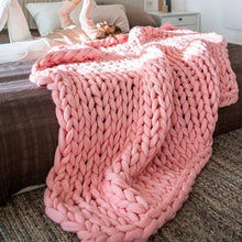 Load image into Gallery viewer, 80*100cm Hand Chunky Knitted Blanket Thick Wool look Bulky Knitting Throw 6 Colors